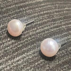 REAL PEARL EARRINGS Light pink/peach studs baroque pearls girls